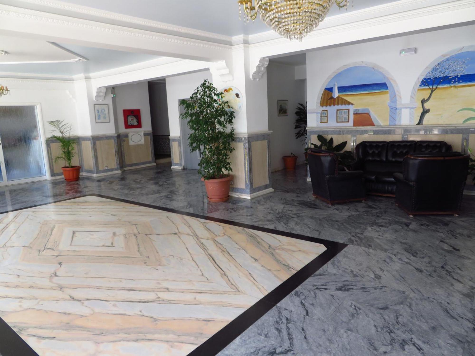 Apartamentos Carolino Monte Gordo Dış mekan fotoğraf
