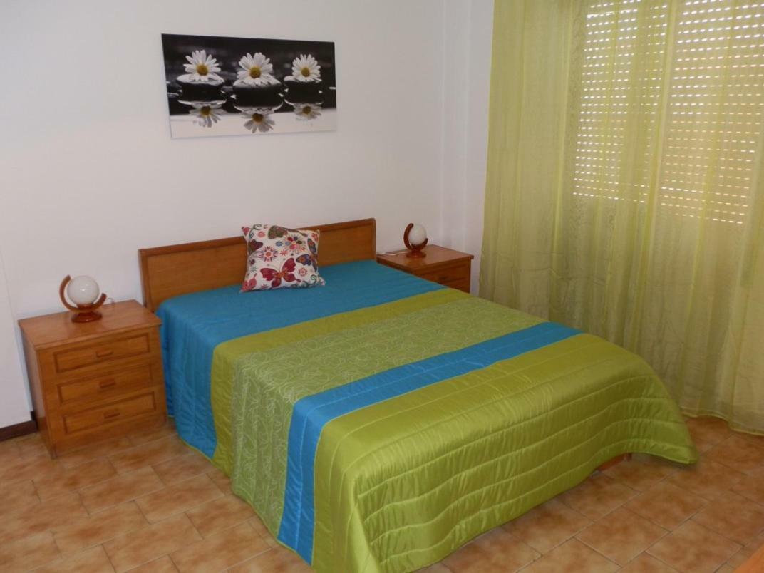 Apartamentos Carolino Monte Gordo Oda fotoğraf