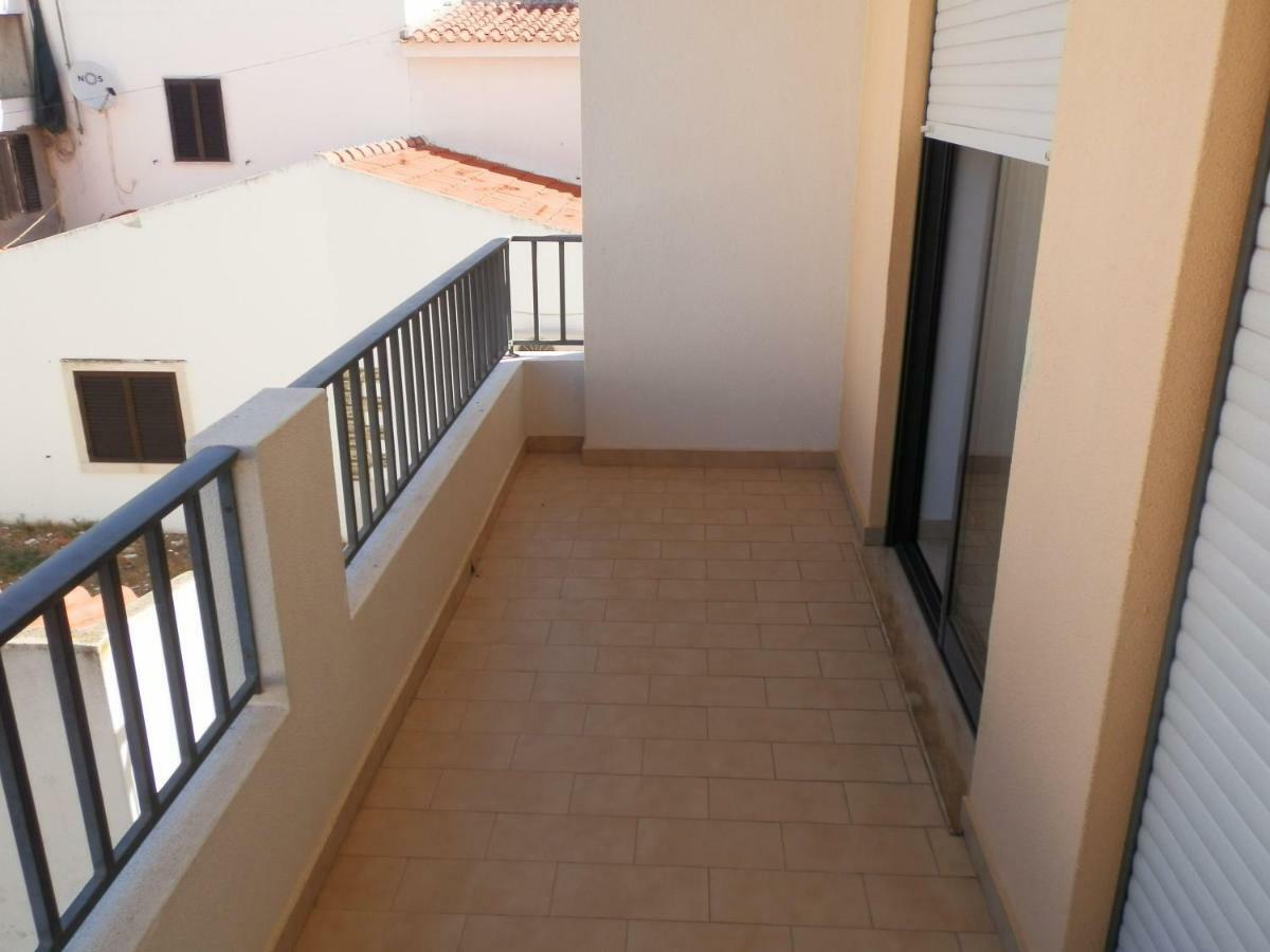 Apartamentos Carolino Monte Gordo Oda fotoğraf