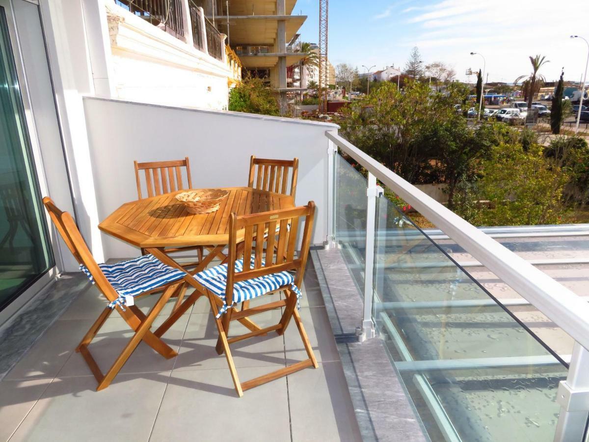 Apartamentos Carolino Monte Gordo Oda fotoğraf